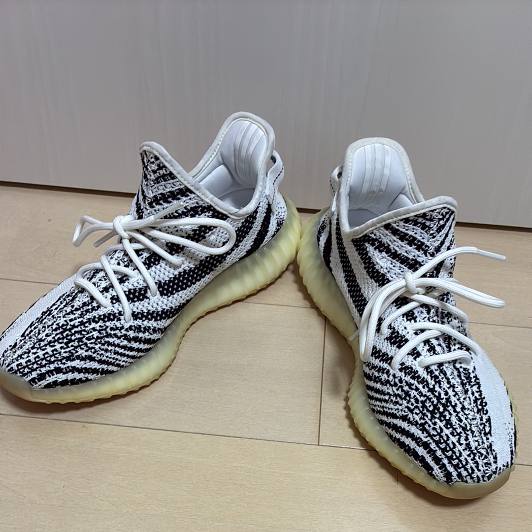 値下げ！350V2スニーカー本物新品イージーブーストゼブラYEEZYBOOST アディダスYeezy Boost（イージーブースト）350 V2 メンズ - CP9654 - JP