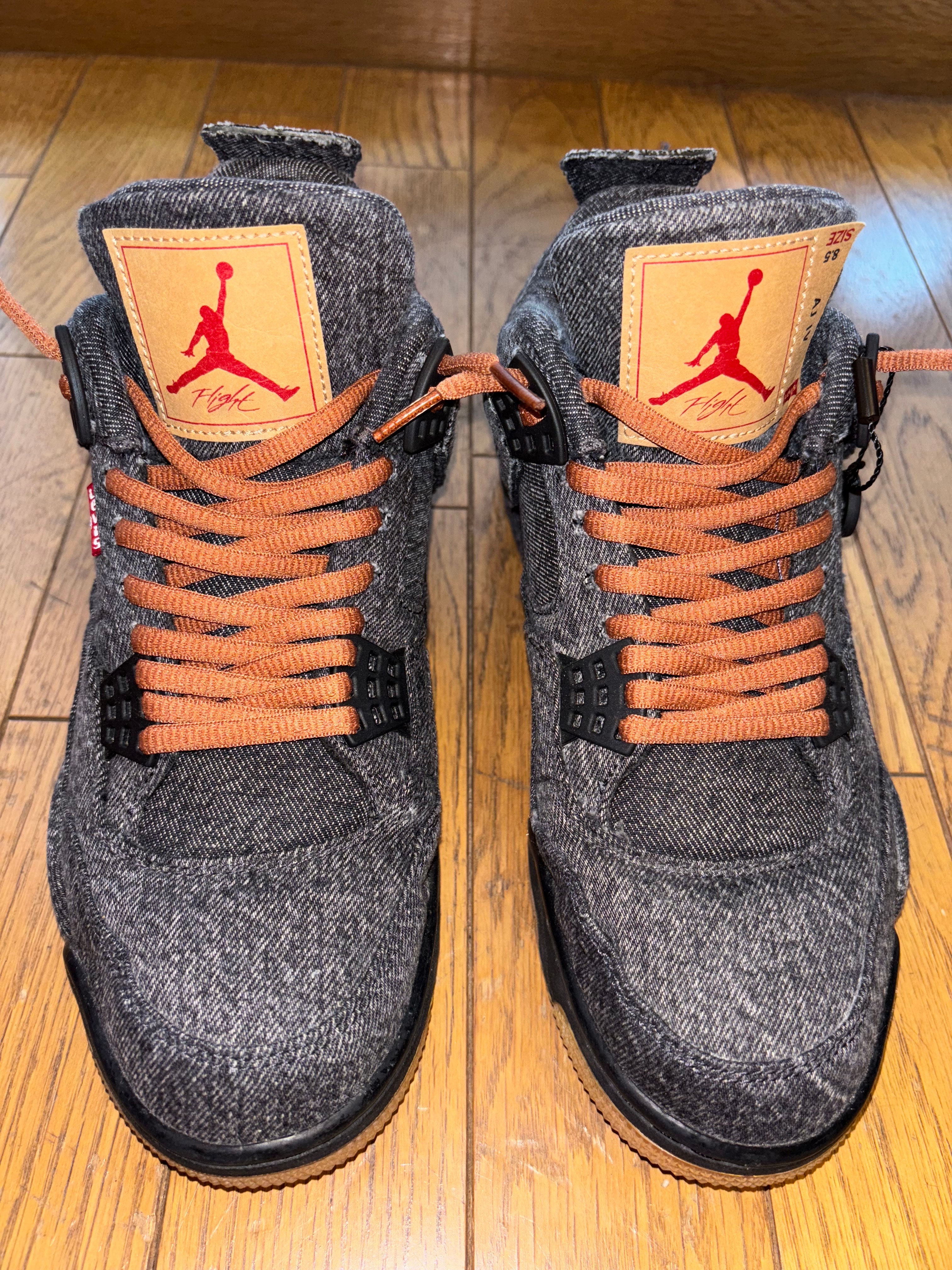 Nike × Levi's Air Jordan 4 "Black Denim" (Tag: LEVIS®)
