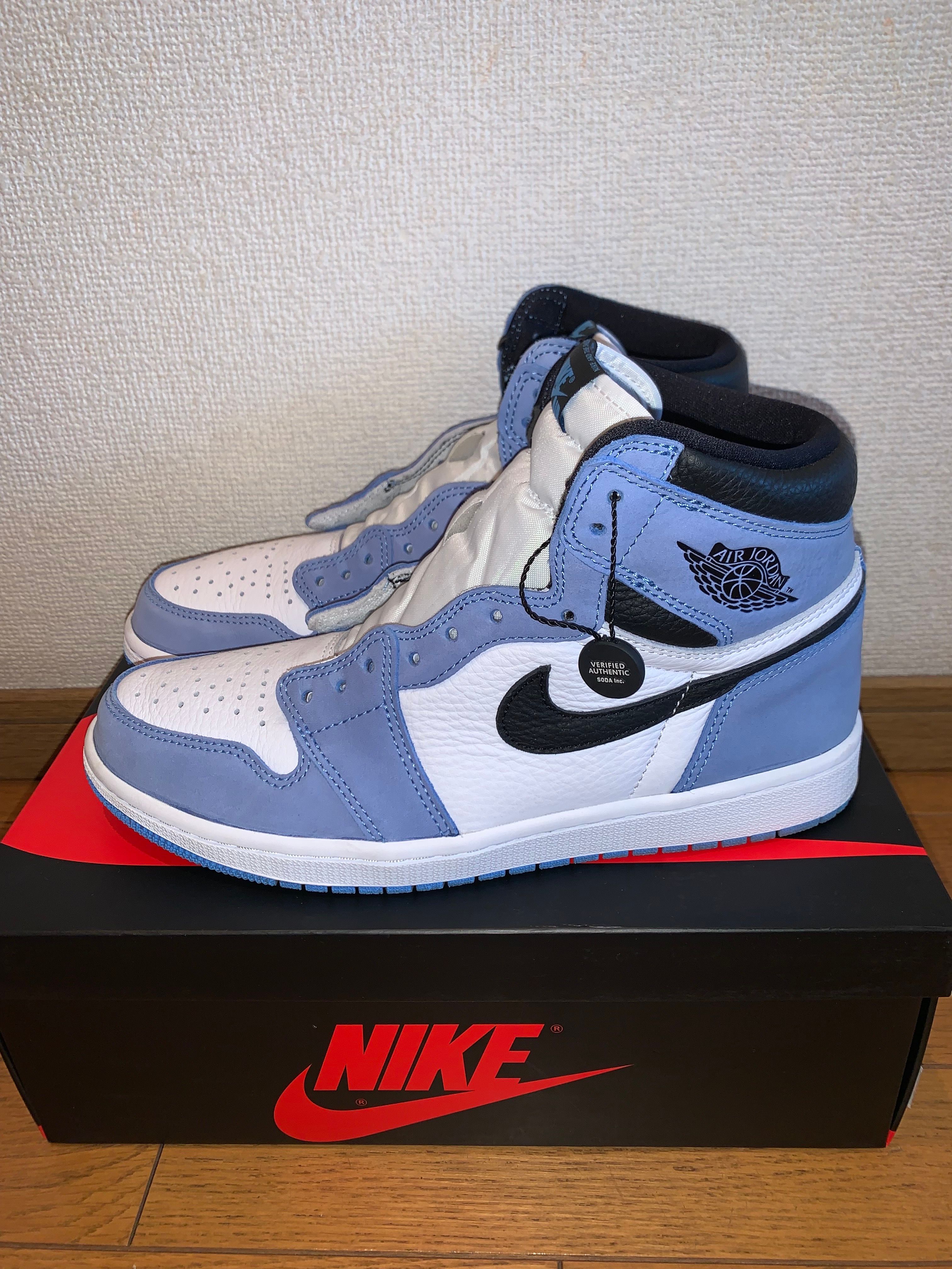 Nike Air Jordan 1 High OG "University Blue"