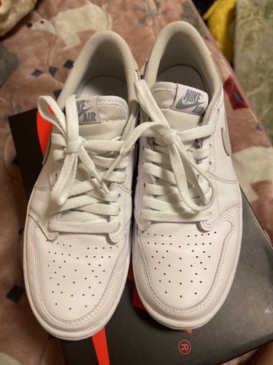 Nike Women's Air Jordan 1 Low OG "Neutral Grey"