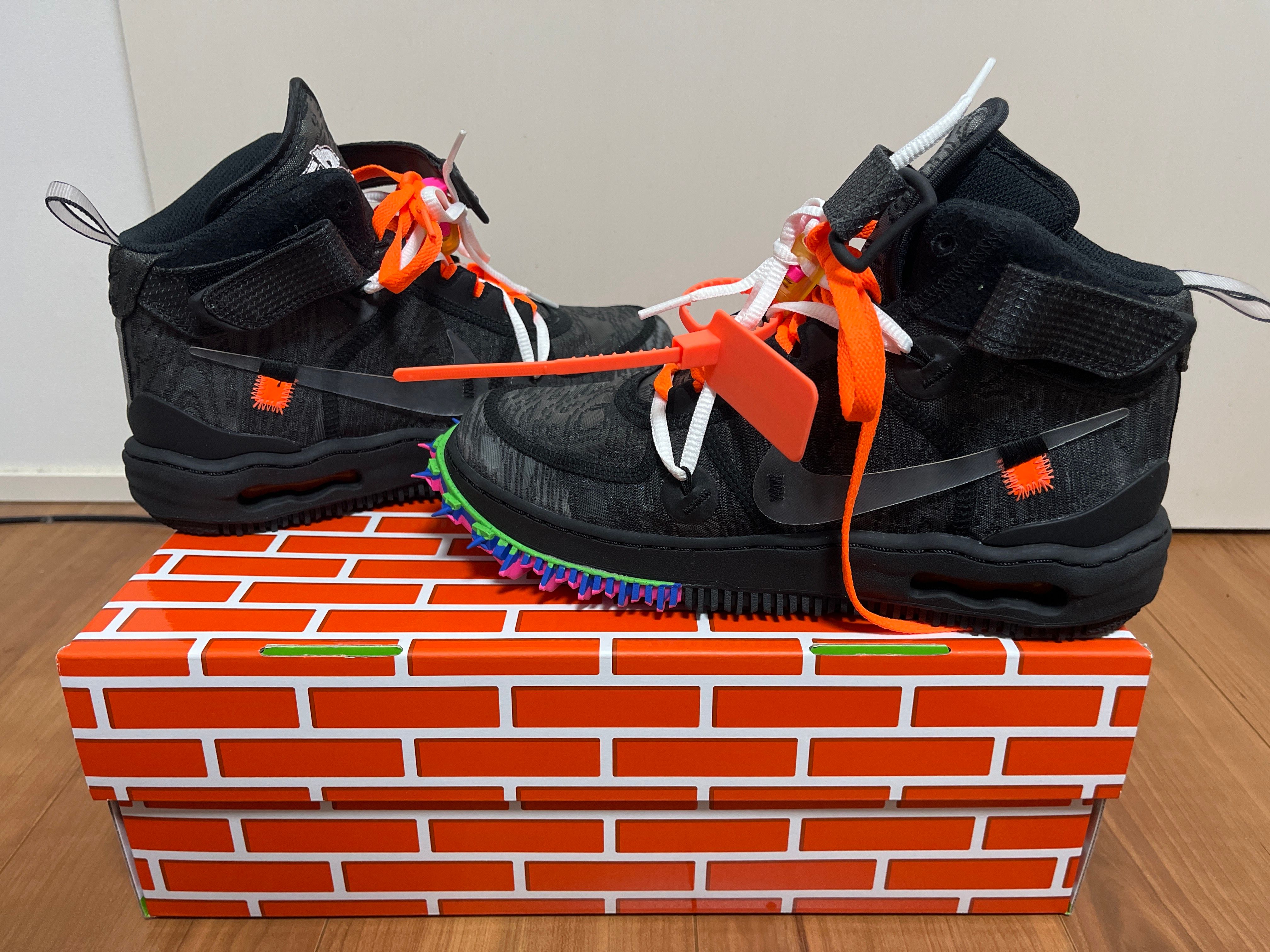 Off-White × Nike Air Force 1 Mid "Black"