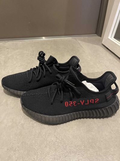 adidas YEEZY Boost 350 V2 "Core Black/Red" (2020)