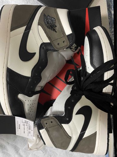 Nike Air Jordan 1 High OG "Sail/Dark Mocha/Black"
