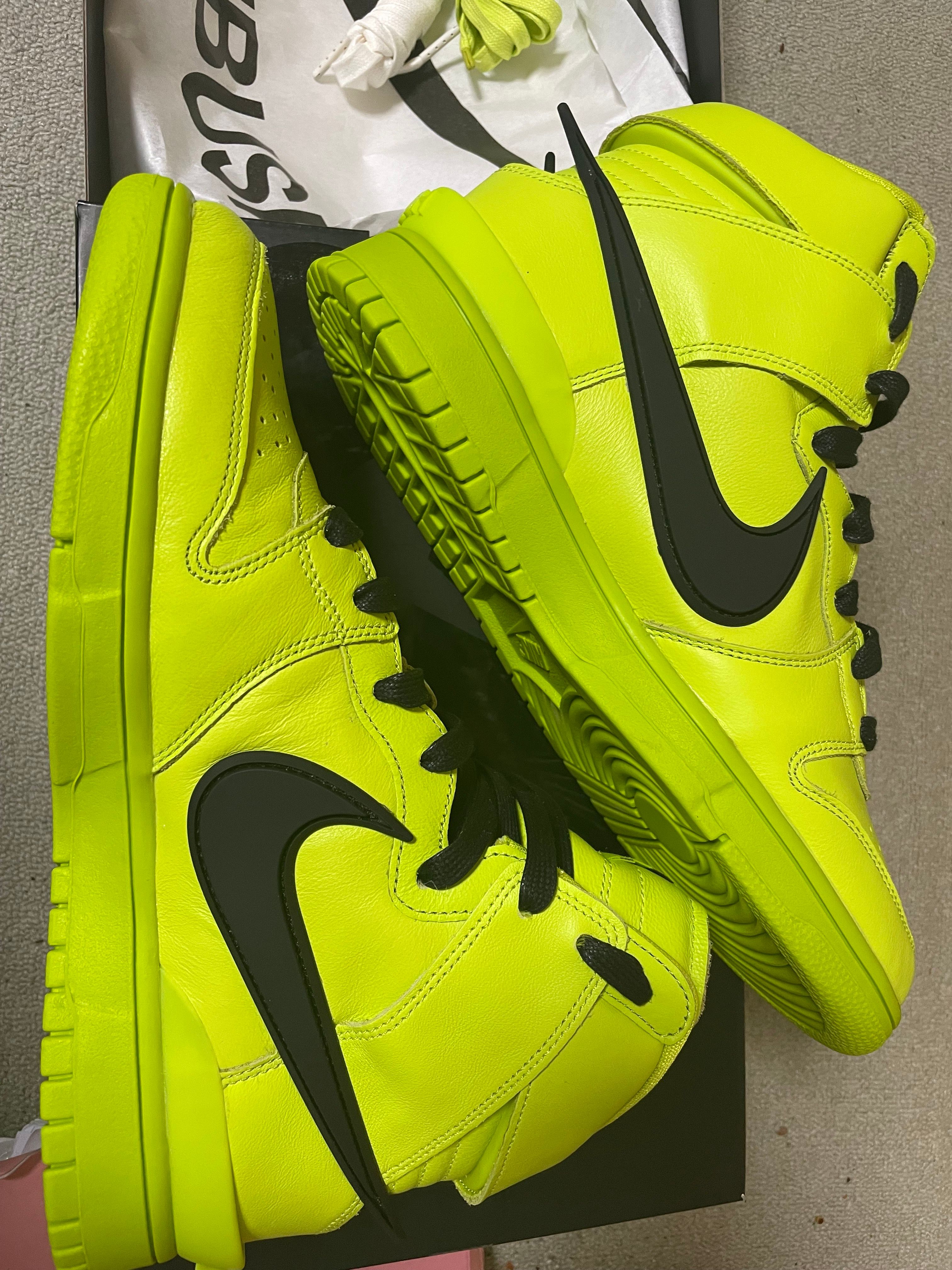 AMBUSH × NIKE DUNK HIGH "FLASH LIME"