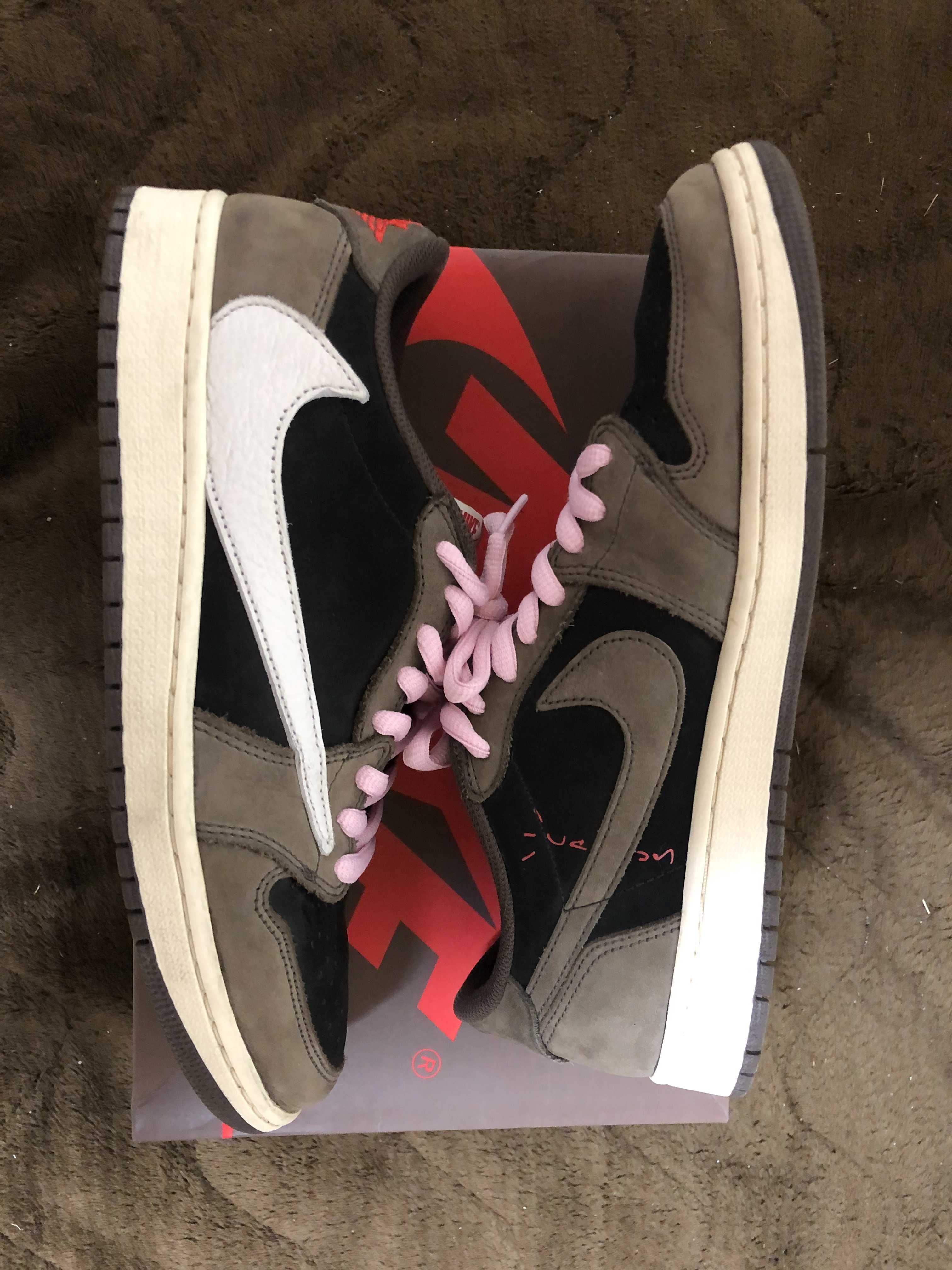 Travis Scott × Nike Air Jordan 1 Low OG SP-T "Black/Dark Mocha"