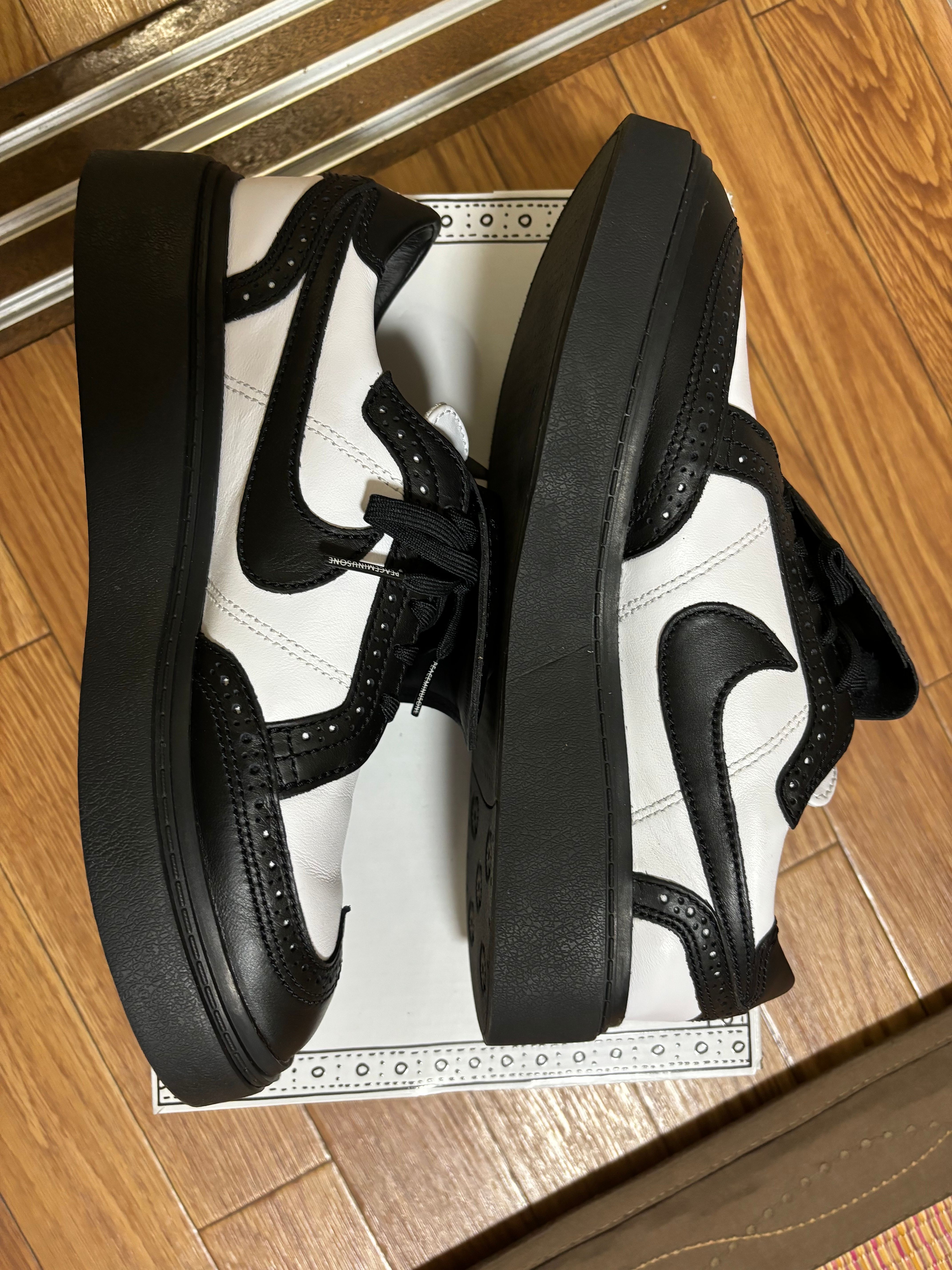 PEACEMINUSONE × Nike Kwondo 1 "Black and White" / G-DRAGON