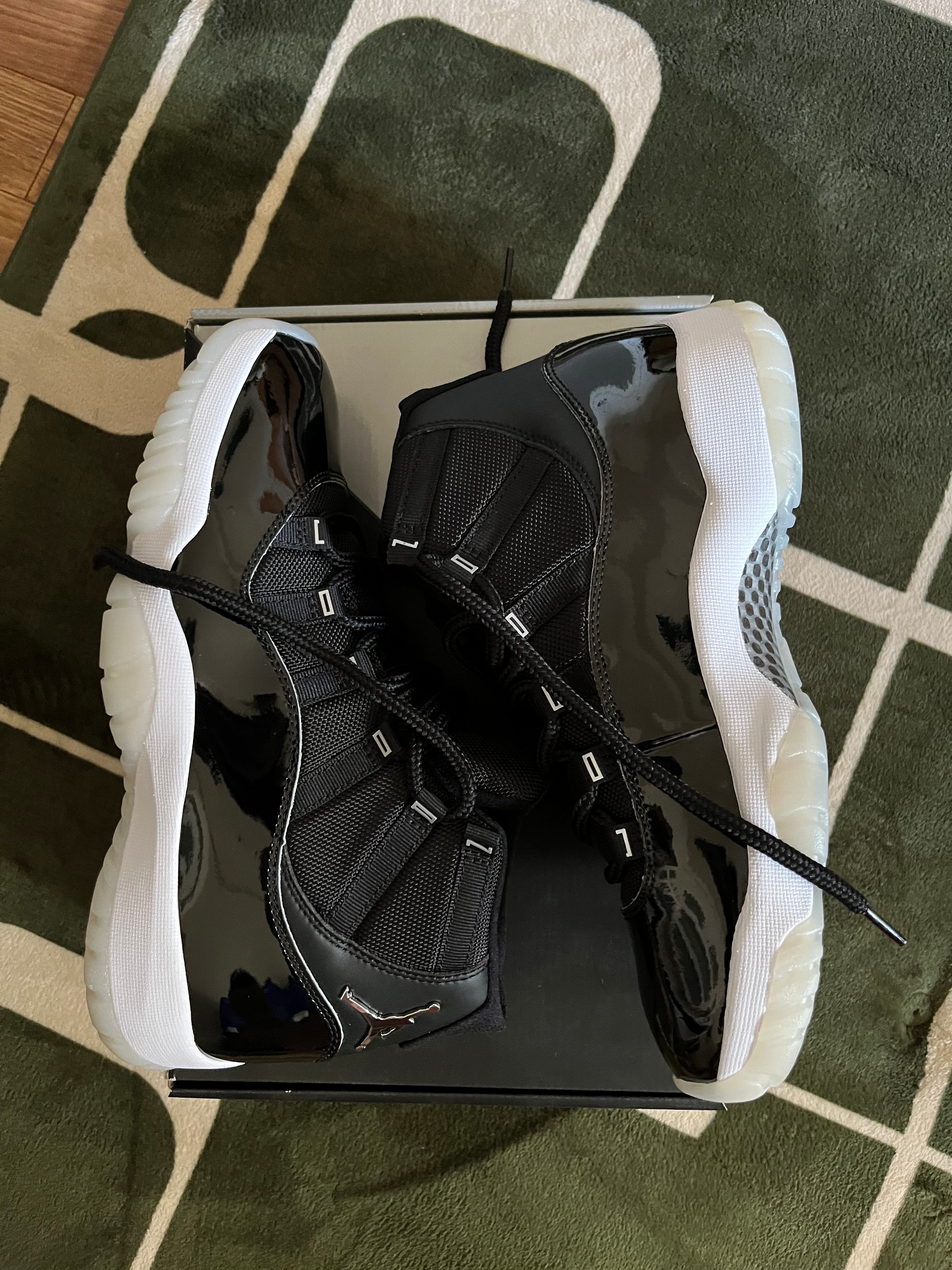 Nike Air Jordan 11 "Jubilee"