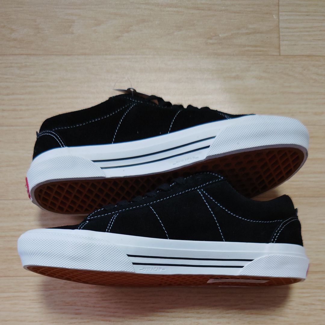 Supreme × Vans Sid "Black"