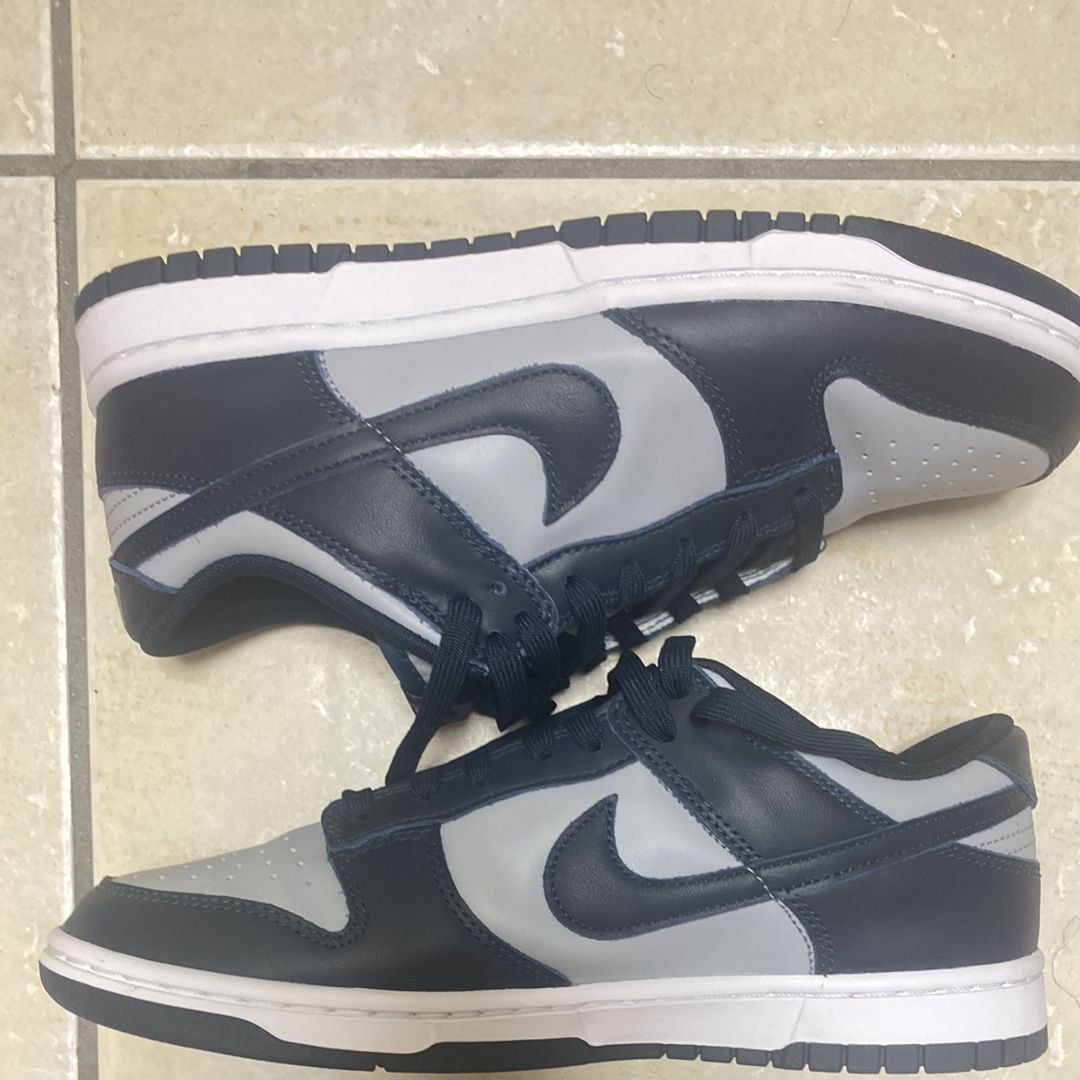 Nike Dunk Low "Championship Grey"