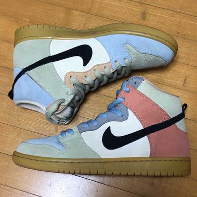 Nike SB Dunk High "Easter Spectrum"
