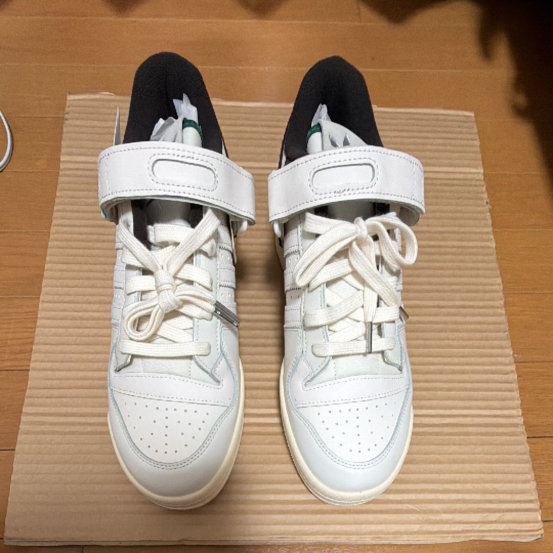 atmos × adidas Forum 84 Low "Laser Cream White"