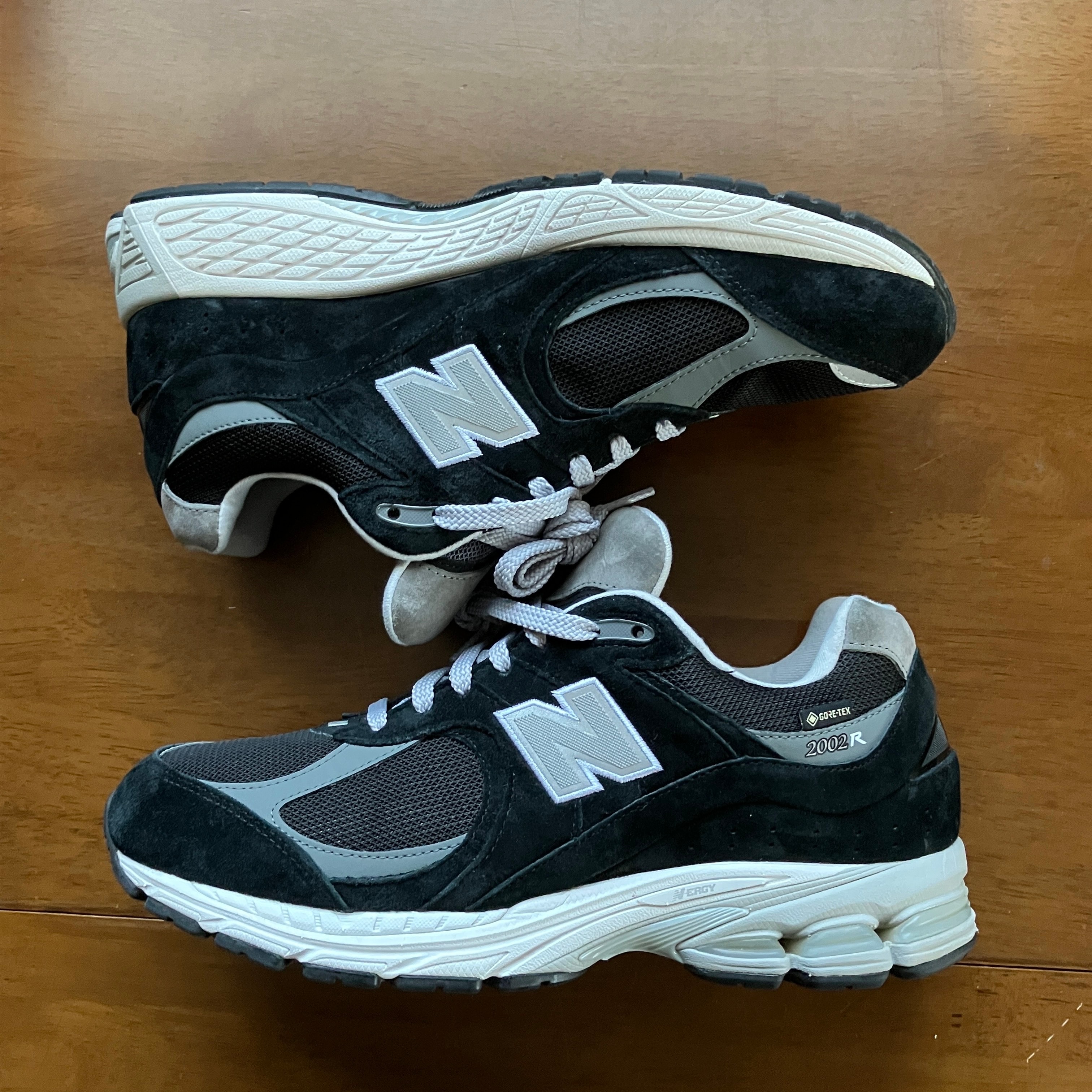 New Balance 2002R GORE-TEX "Black/Gray"