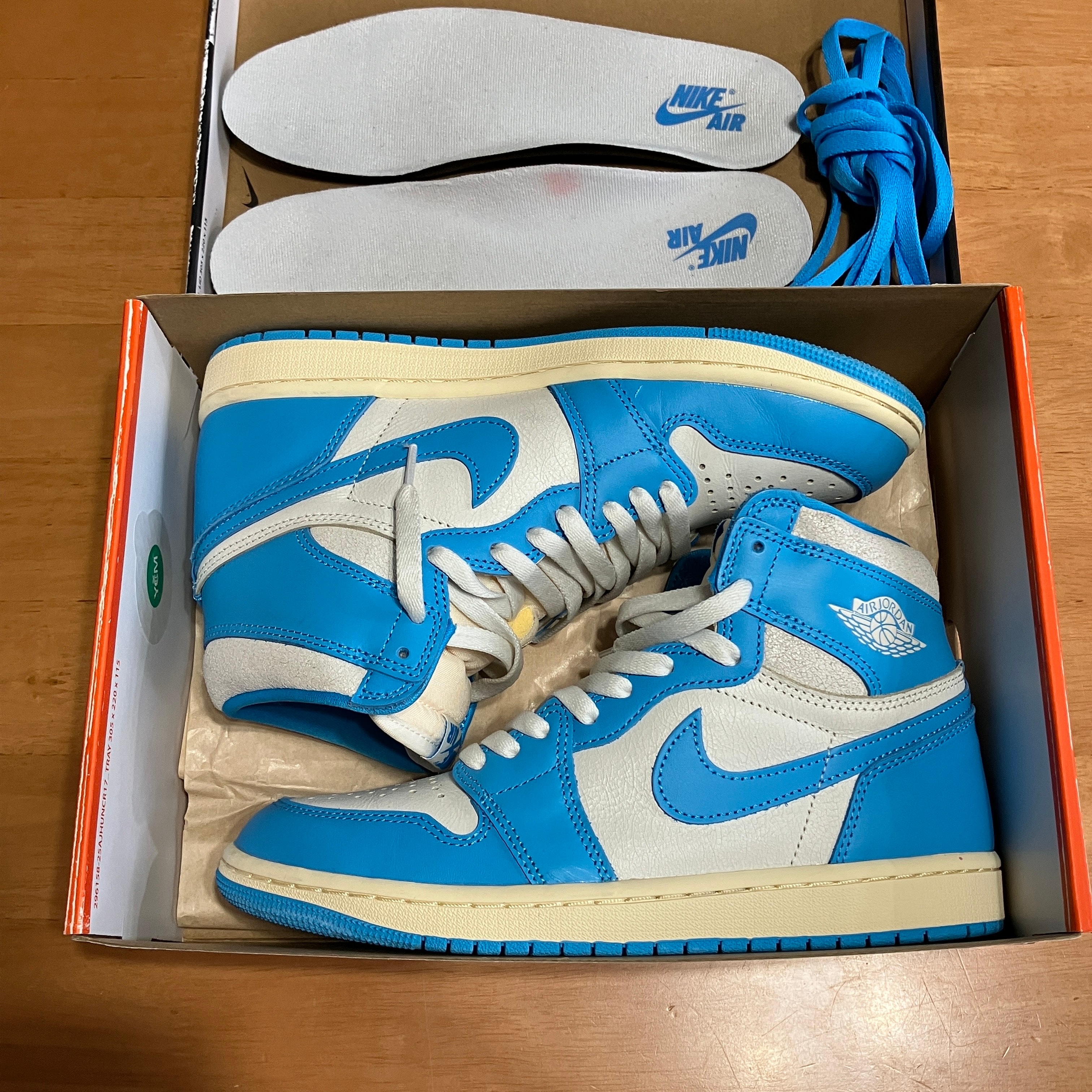 Nike Air Jordan 1 Retro High OG "UNC Reimagined"