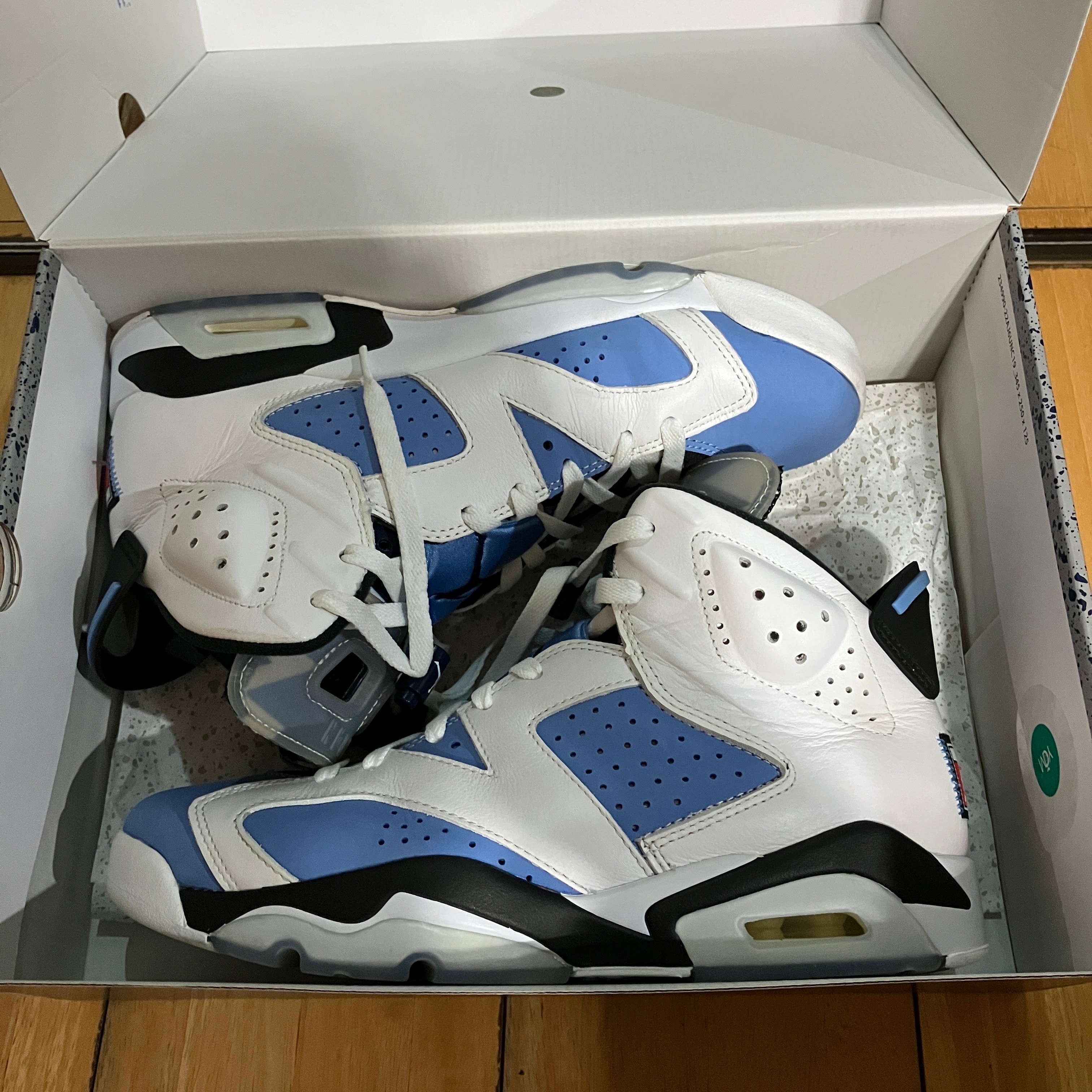 Nike Air Jordan 6 "UNC"