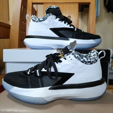 Nike Jordan Zion 1 "Black/Metallic Gold"