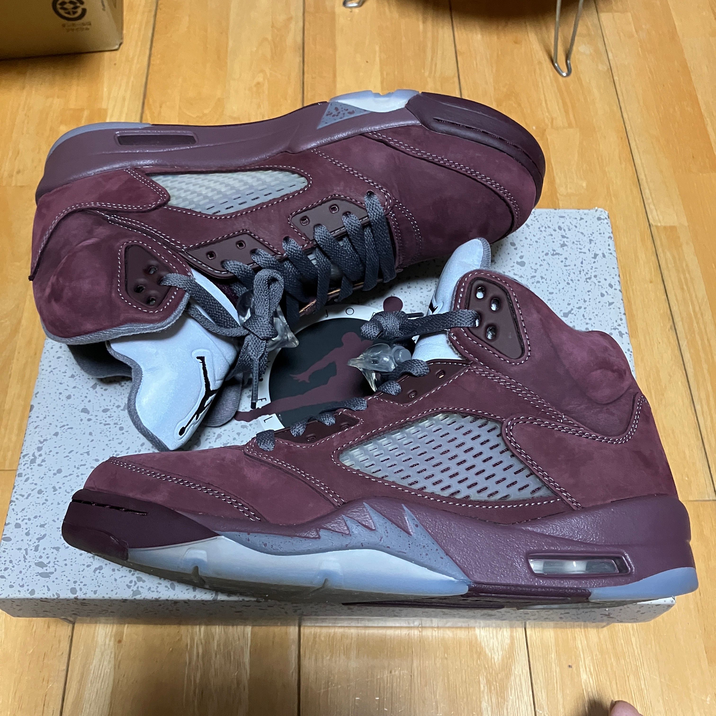 Nike Air Jordan 5 Retro SE "Burgundy"