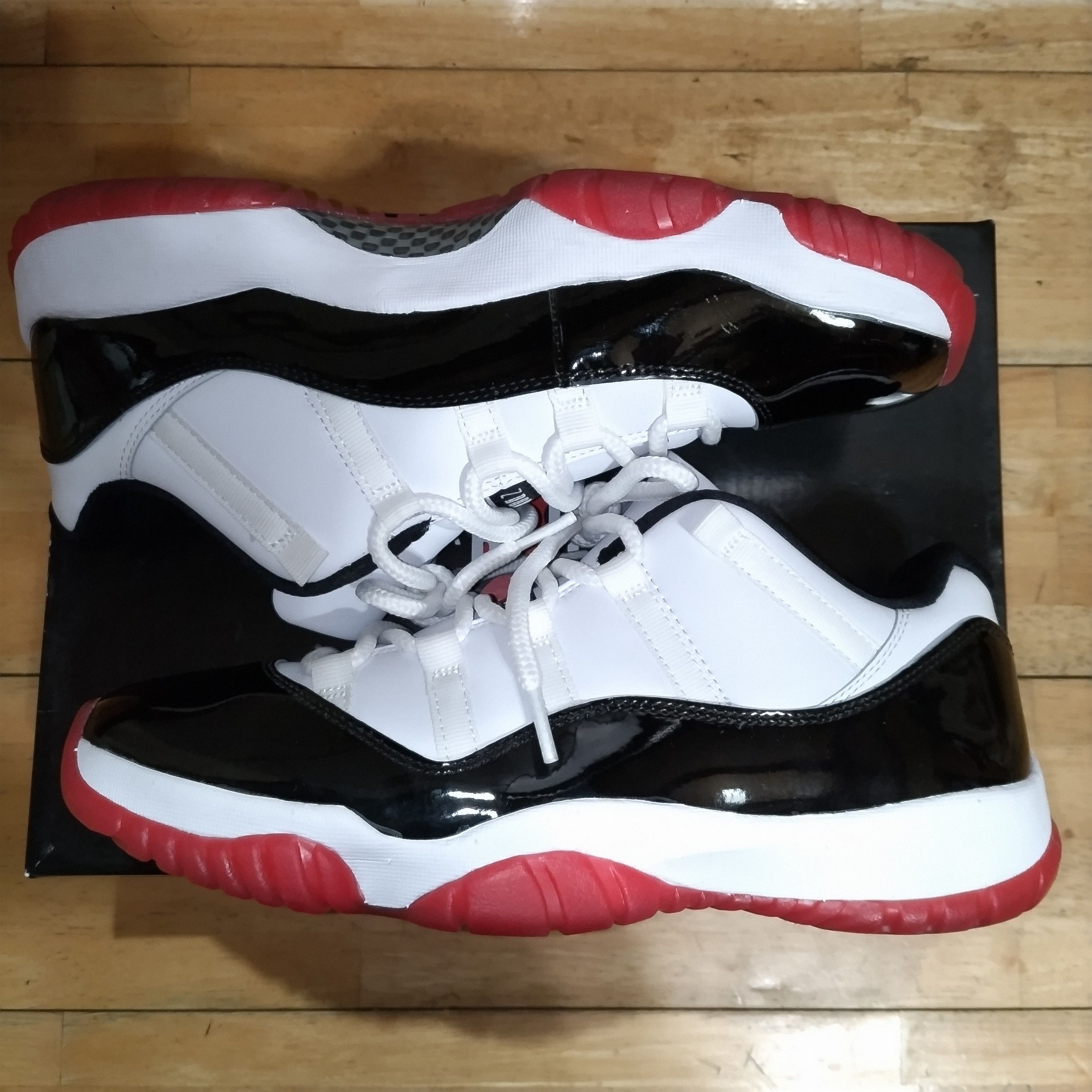 Nike Air Jordan 11 Low "Gym Red"