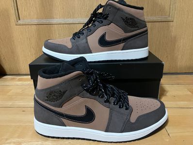 Nike Air Jordan 1 Mid SE "Dark Chocolate"