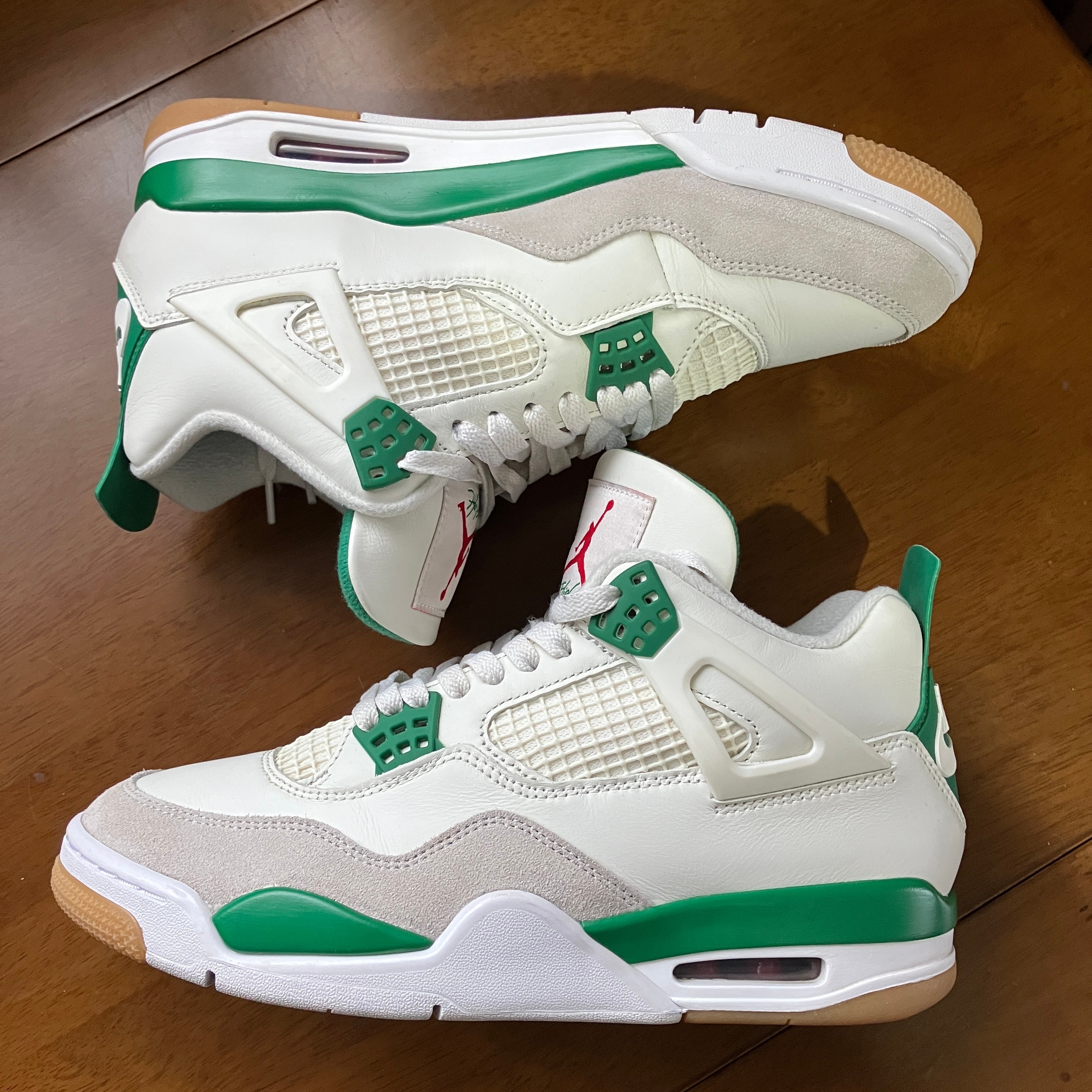 Nike SB × Air Jordan 4 Retro SP "Pine Green"