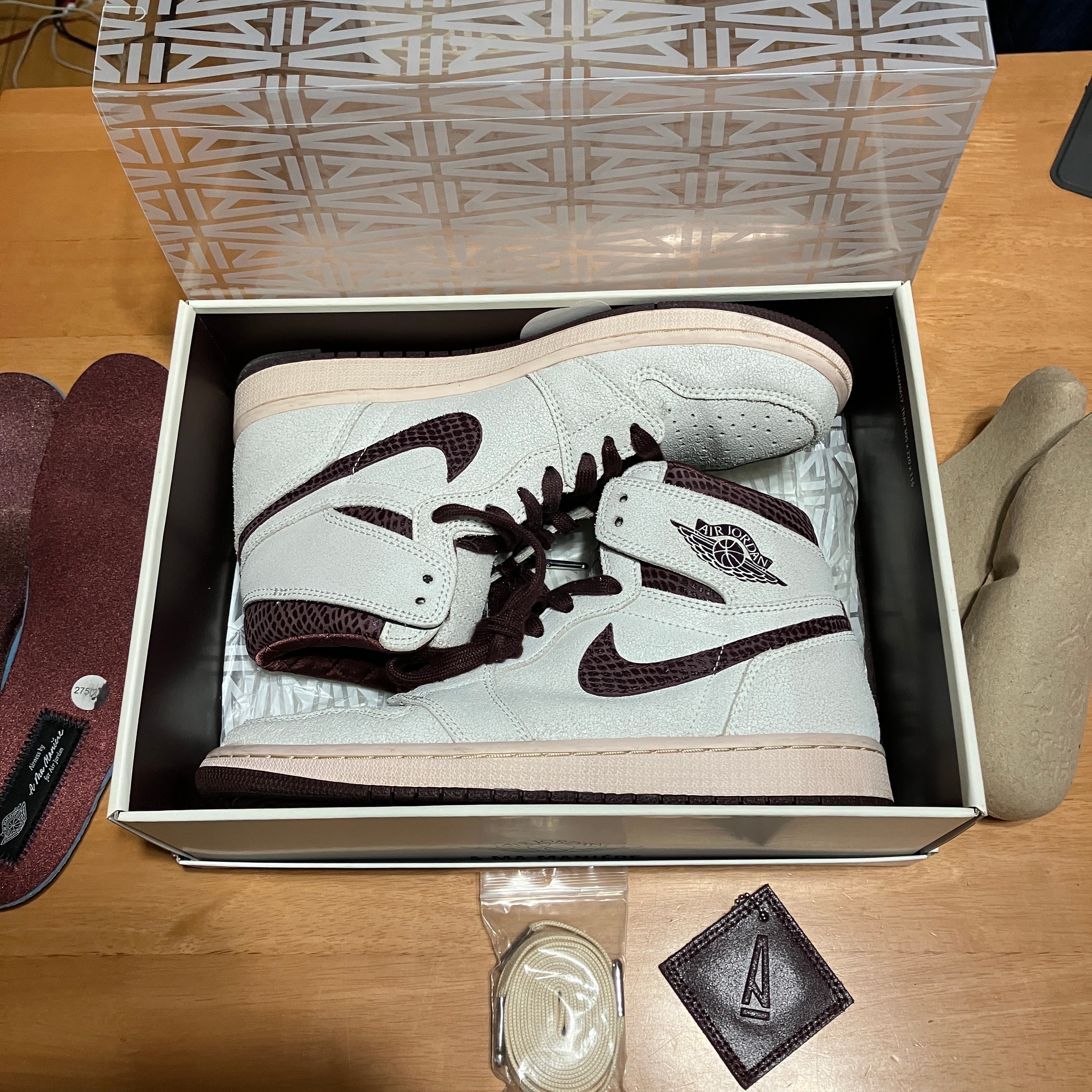 A Ma Maniere × Nike Air Jordan 1 Retro High OG "Sail and Burgundy"