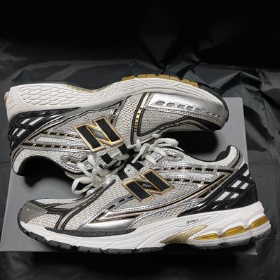 New Balance 1906R "Silver"