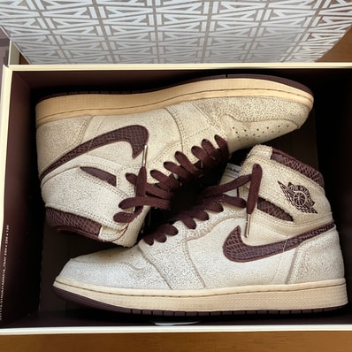 A Ma Maniere × Nike Air Jordan 1 Retro High OG "Sail and Burgundy"
