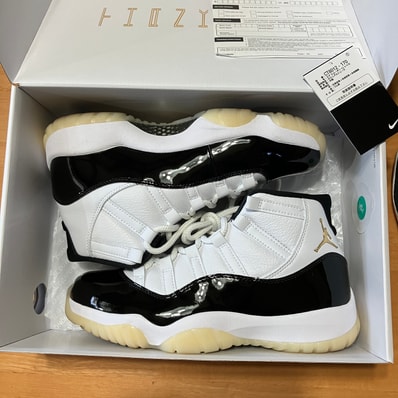 Nike Air Jordan 11 Retro "Gratitude"