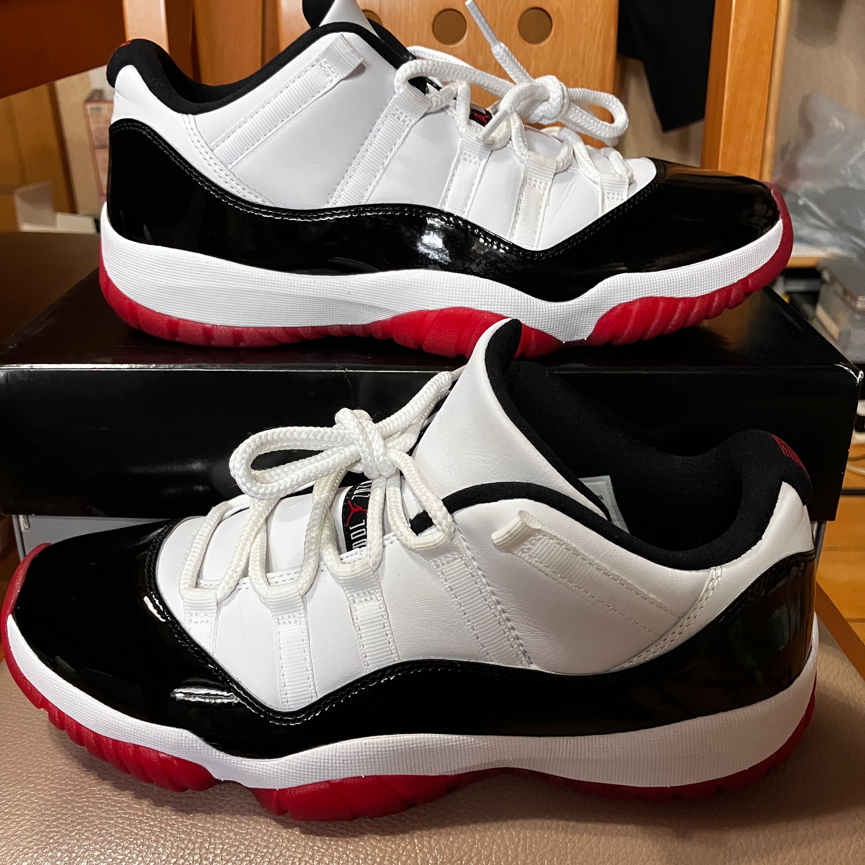 Nike Air Jordan 11 Low "Gym Red"