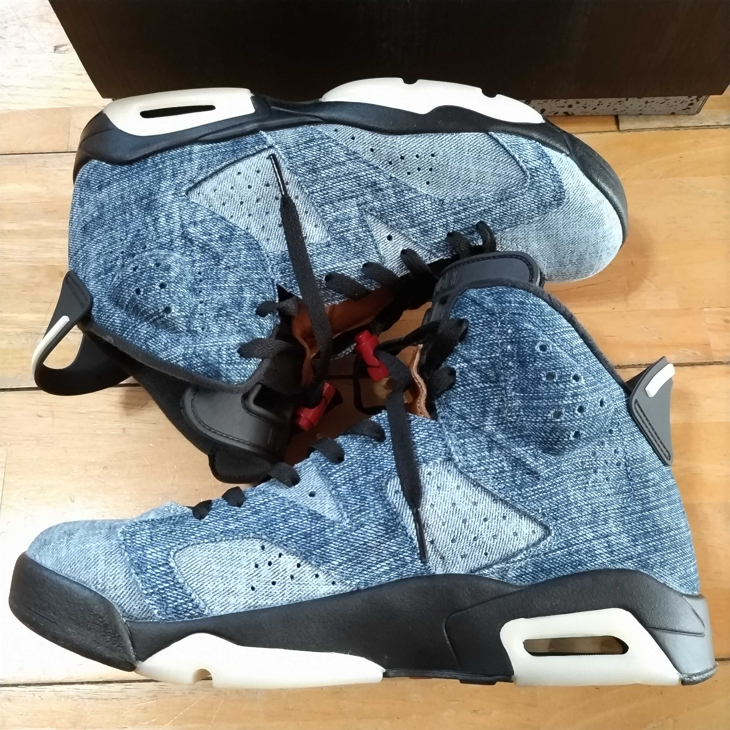 NIKE AIR JORDAN 6 "WASHED DENIM"