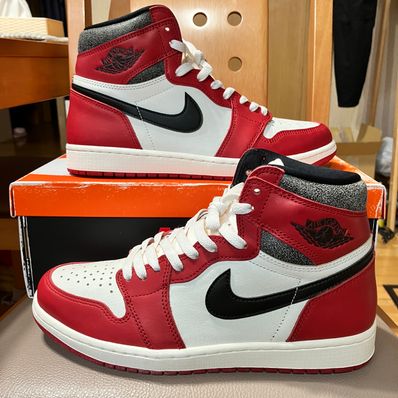 Nike Air Jordan 1 High OG "Lost & Found/Chicago"