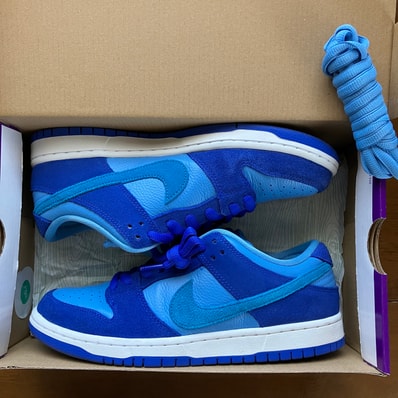Nike SB Dunk Low "Blue Raspberry"