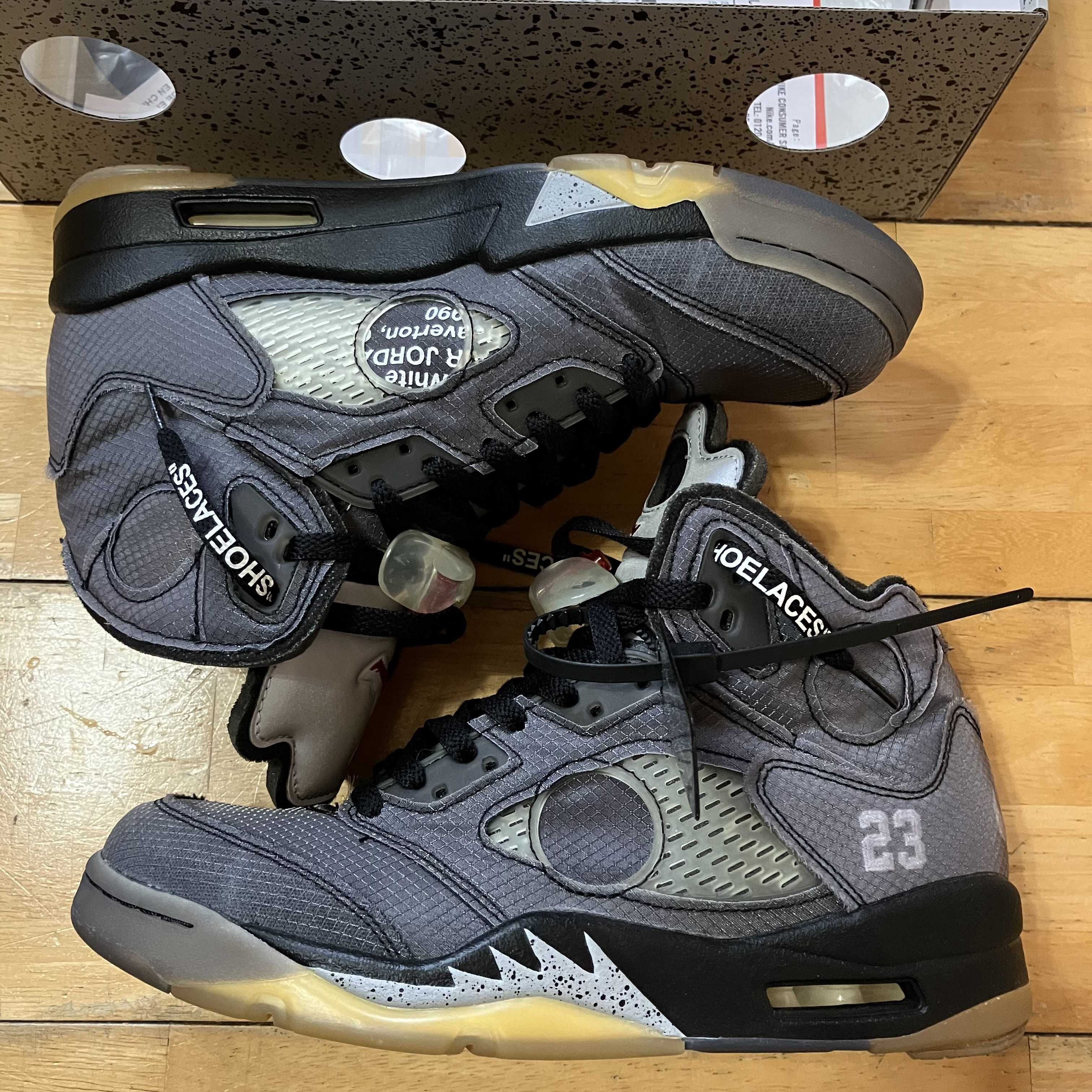 Off-White × Nike Air Jordan 5 "Black/Muslin/Fire Red"