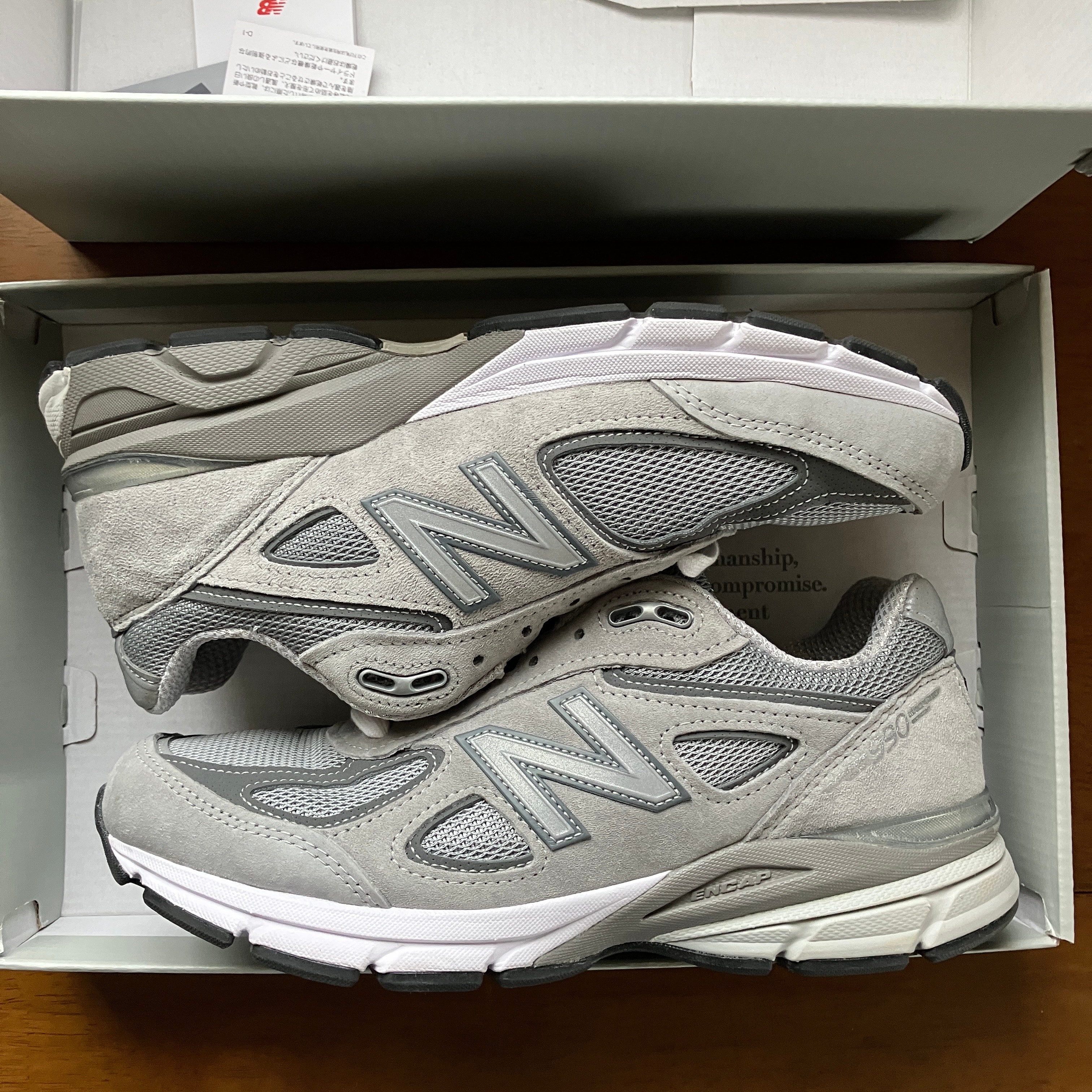 New Balance 990V4 "Grey Silver"