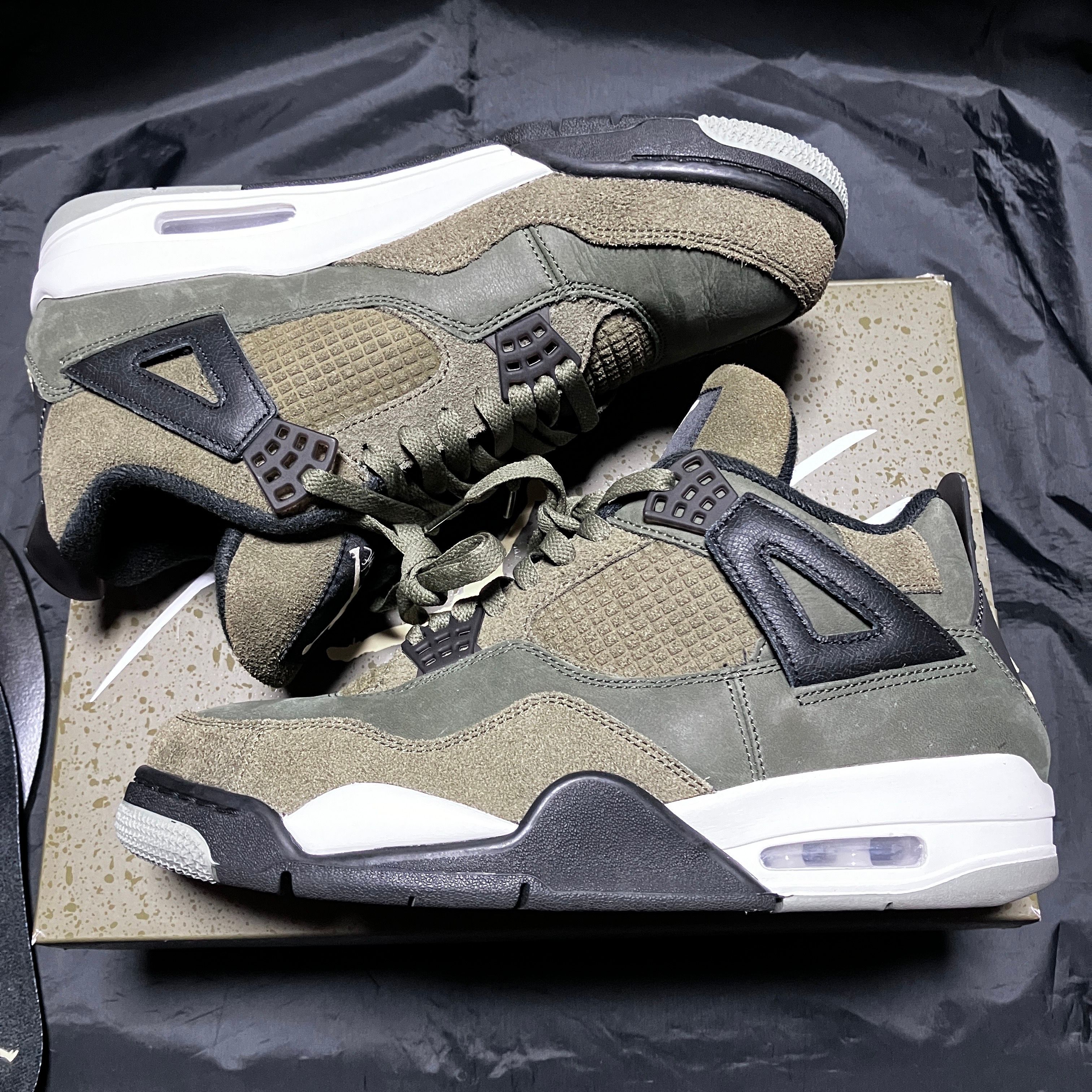 Nike Air Jordan 4 Retro SE Craft "Olive"
