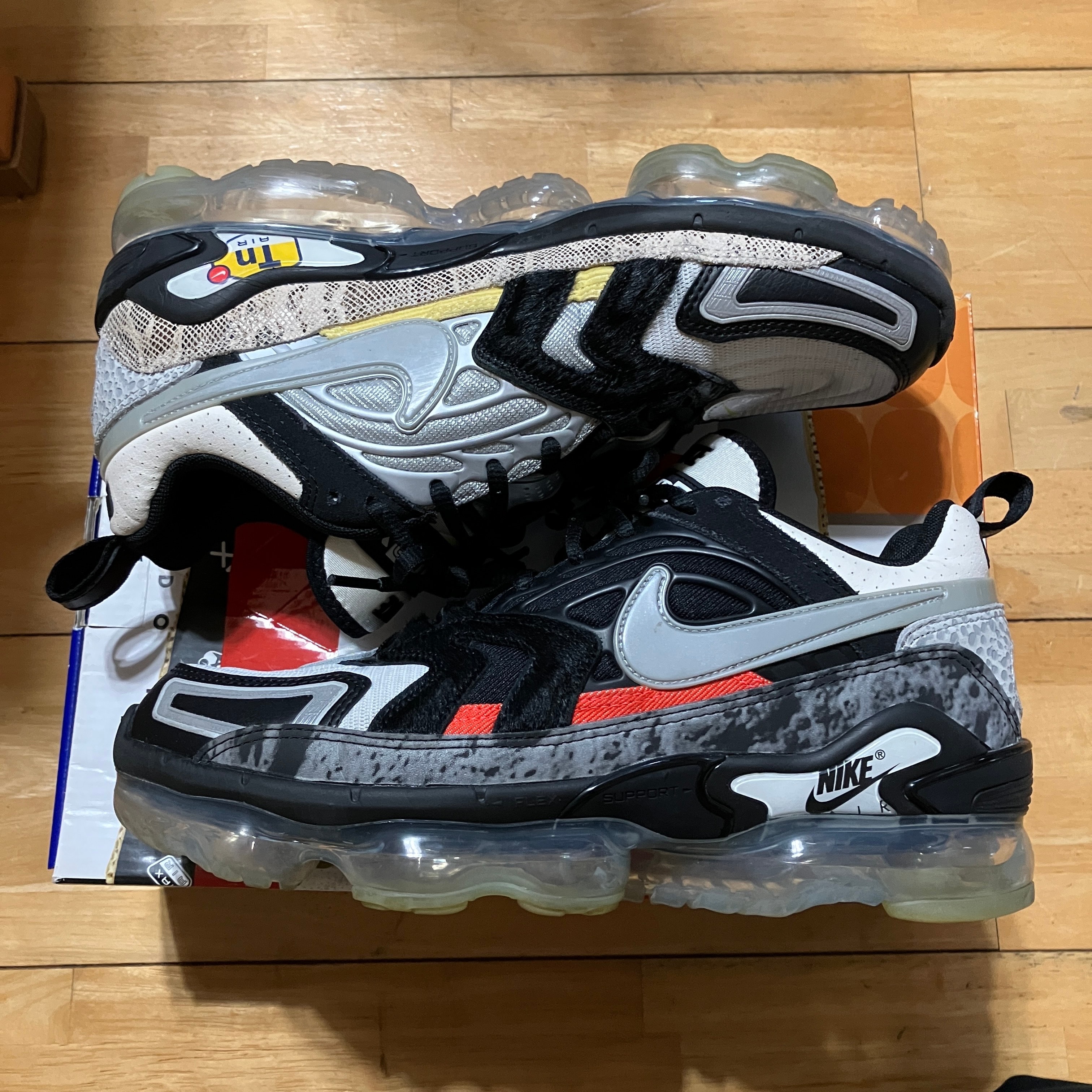 Nike Air Vapormax EVO "What The"