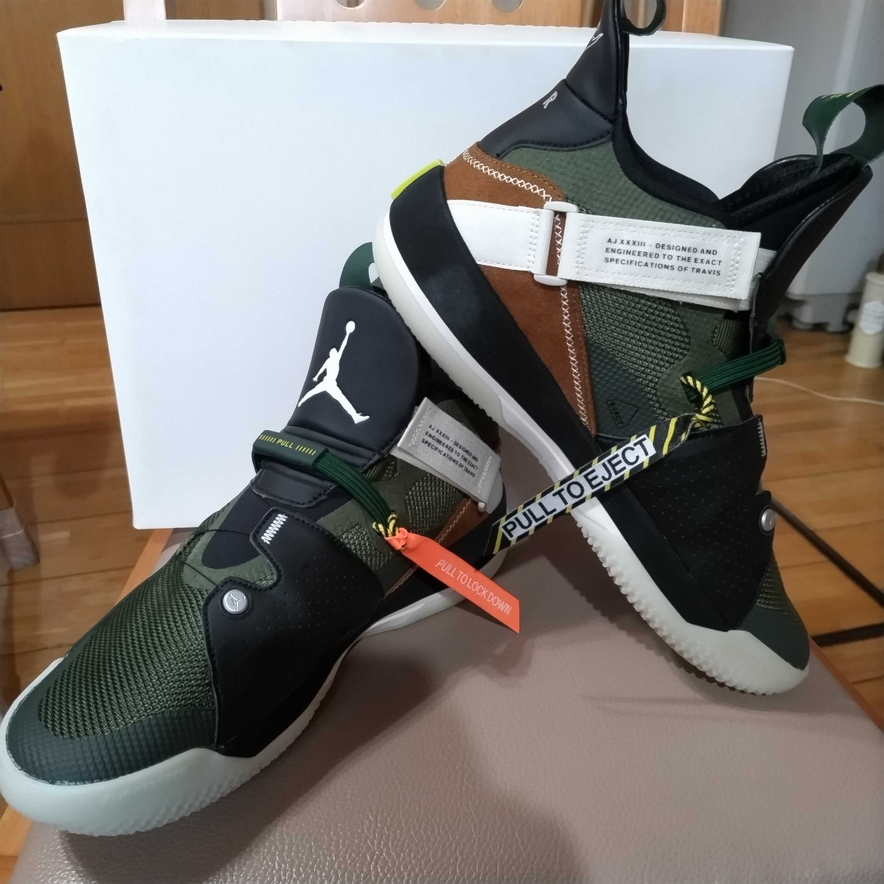 Travis Scott × Nike Air Jordan 33 NRG "Cactus Jack"