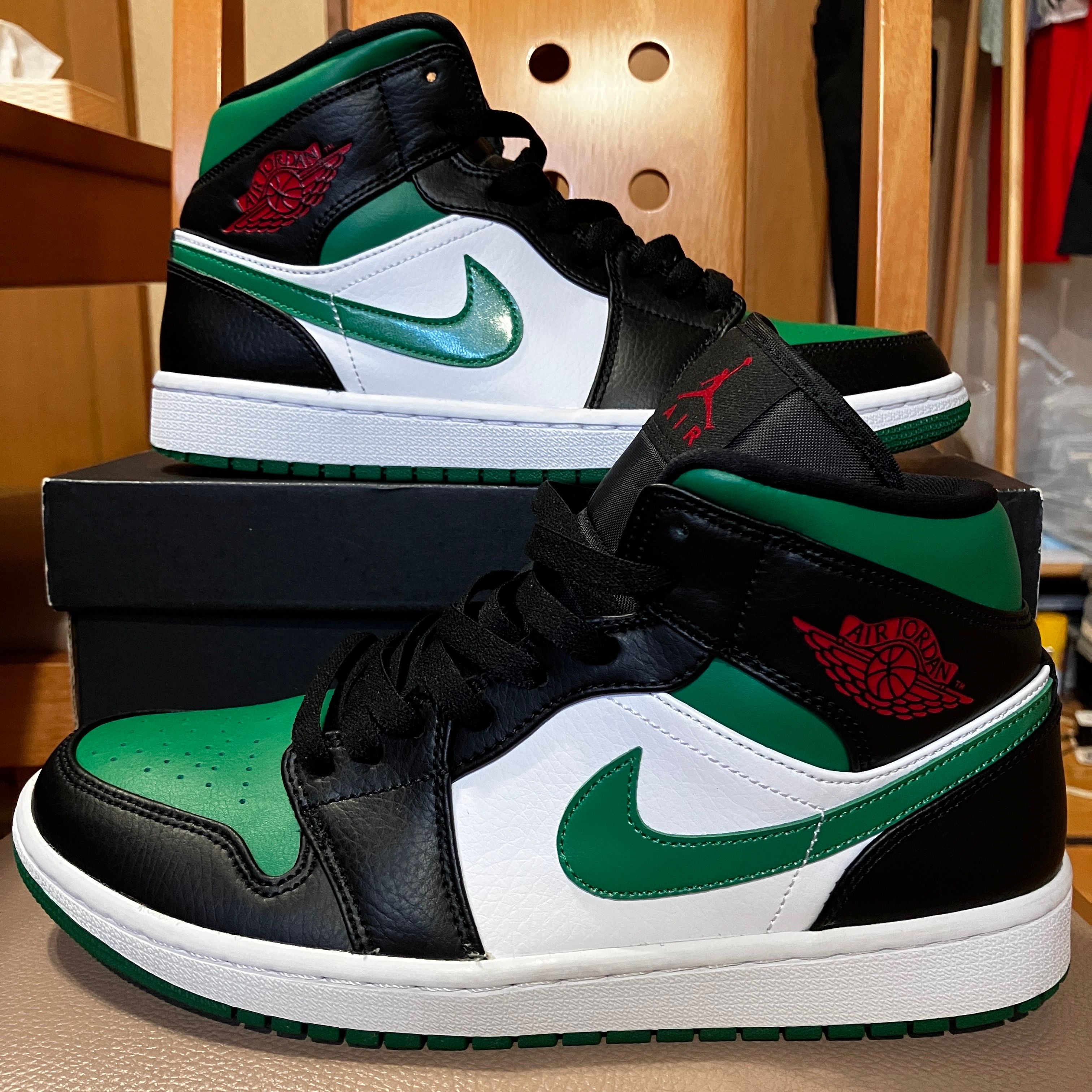 NIKE AIR JORDAN 1 MID "PINE GREEN"
