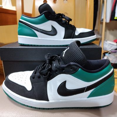 Nike Air Jordan 1 Low "White Black Mystic Green"