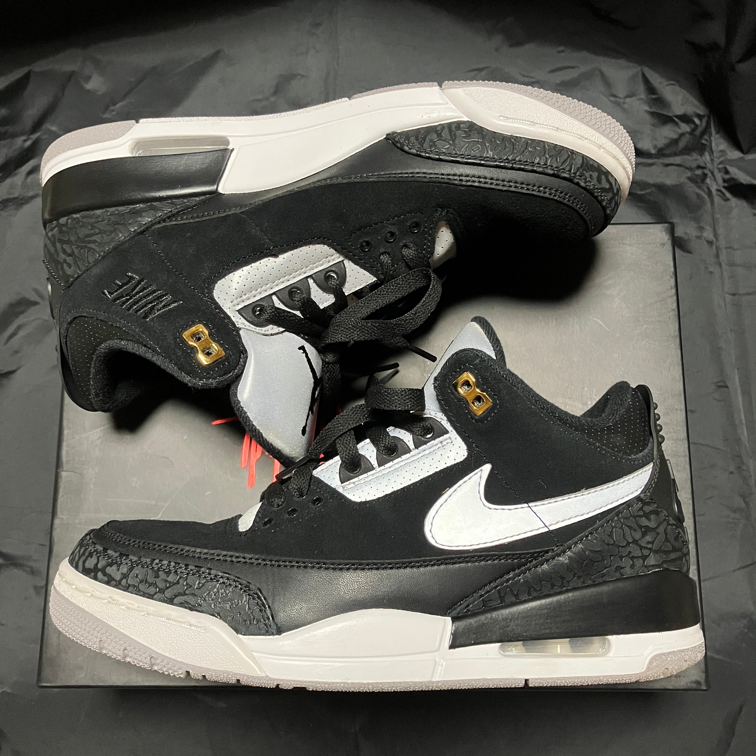 Nike Air Jordan 3 Retro Tinker "Black/Cement Grey"
