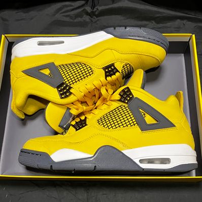 Nike Air Jordan 4 "Tour Yellow"