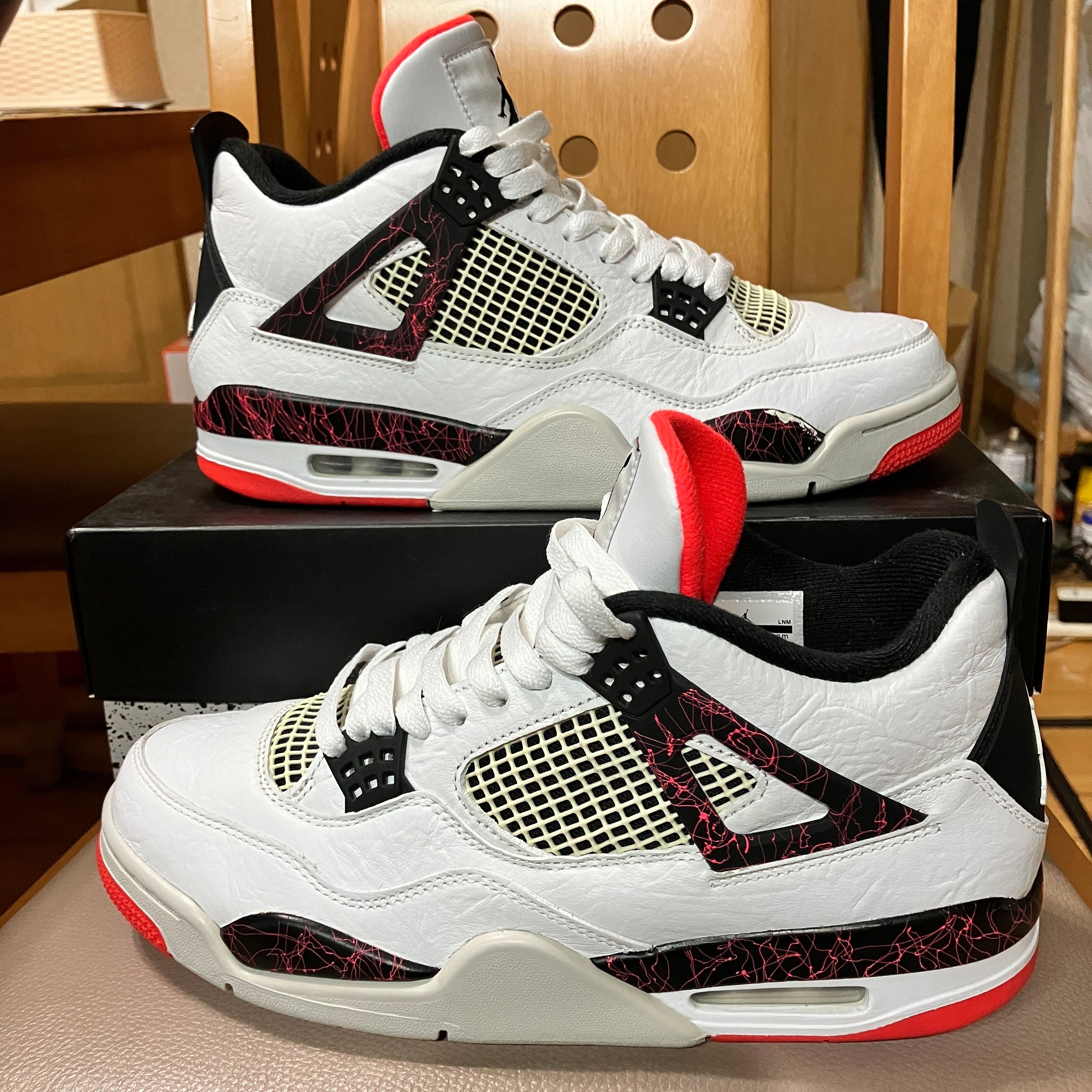 Nike Air Jordan 4 Retro "Flight Nostalgia"