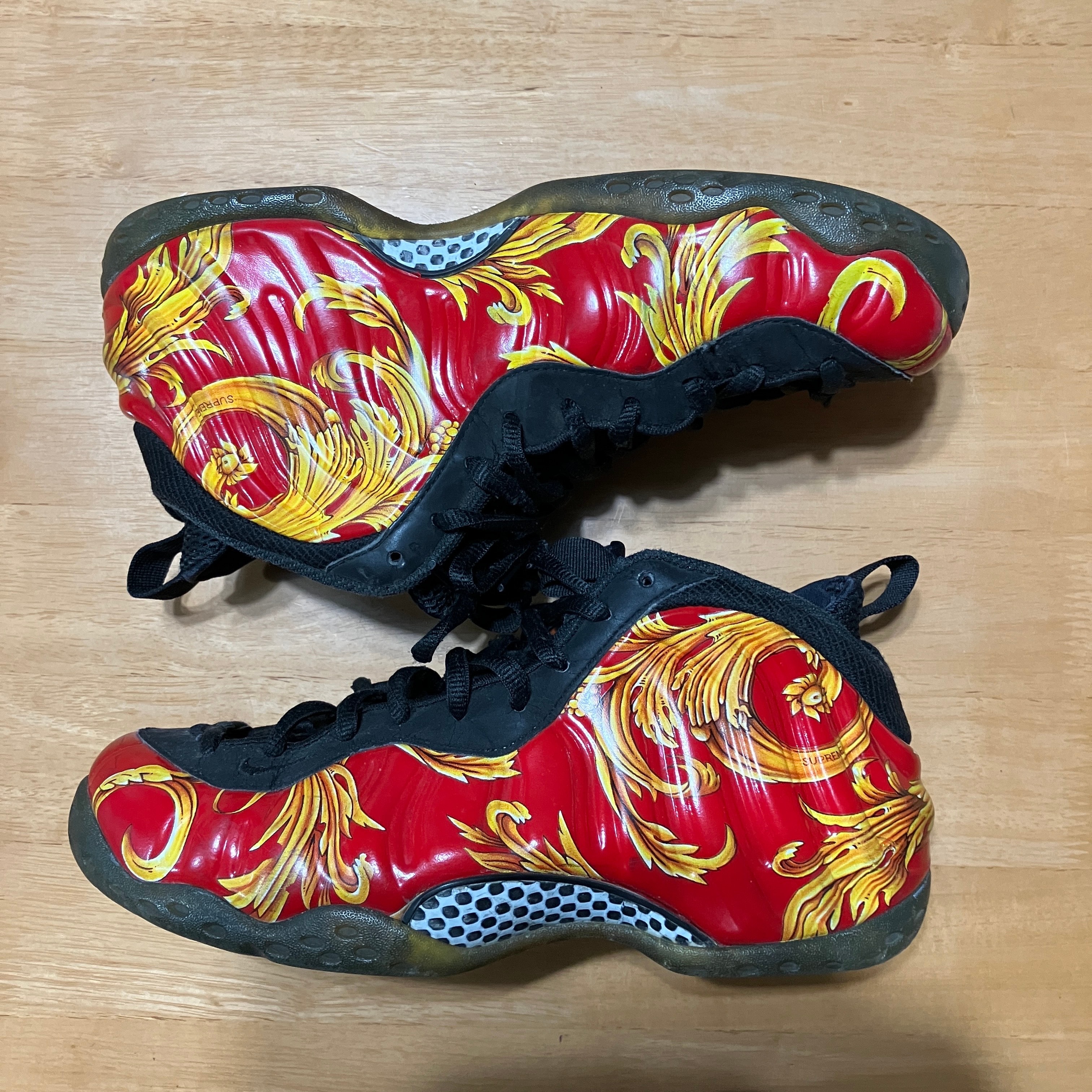 Nike Air Foamposite One "Supreme Red"