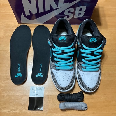 Nike SB Dunk Low "Elephant/Safari"