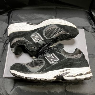 New Balance 2002R "Black Gunmetal"
