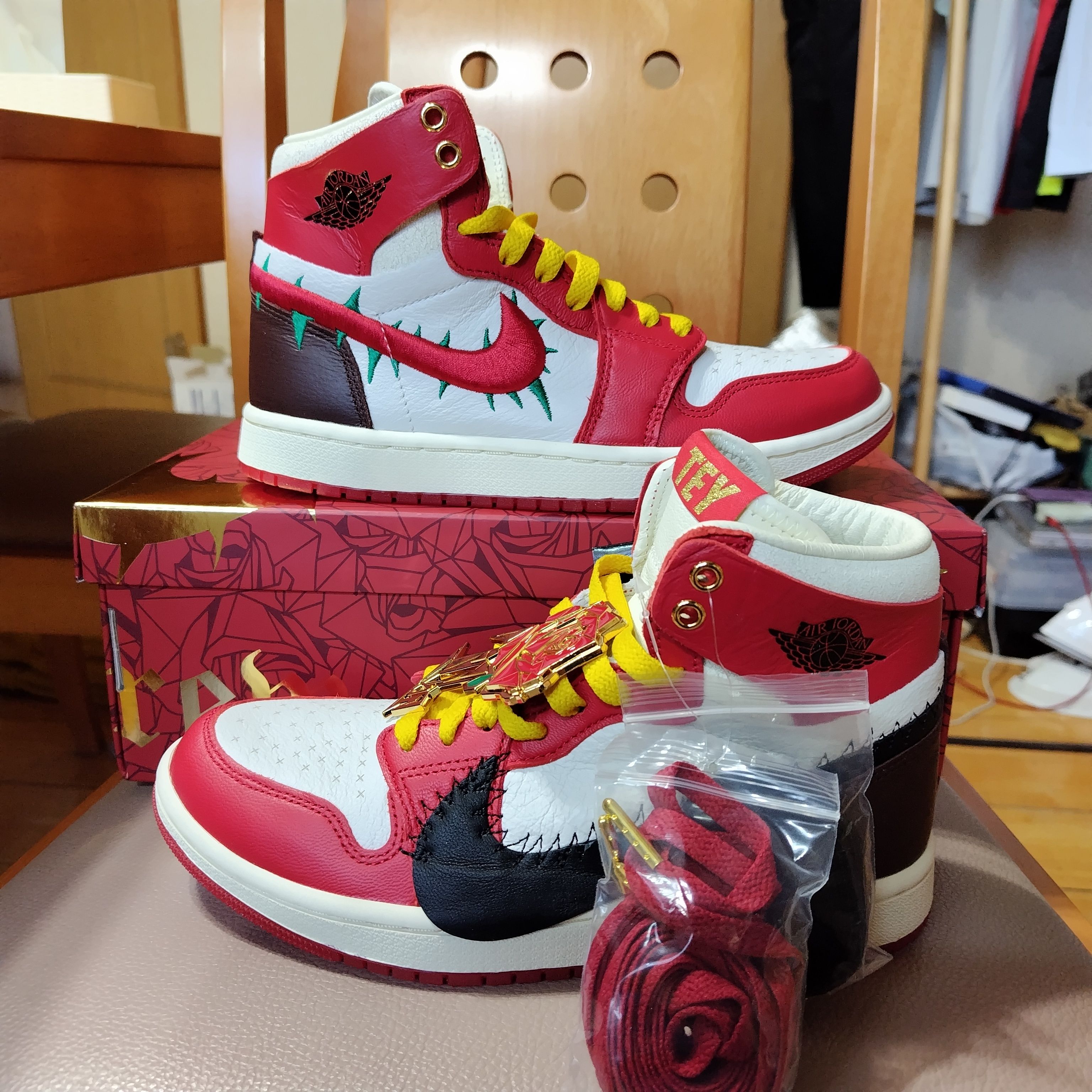 Teyana Taylor × Nike Women's Air Jordan 1 High Zoom CMFT 2 "Gym Red"