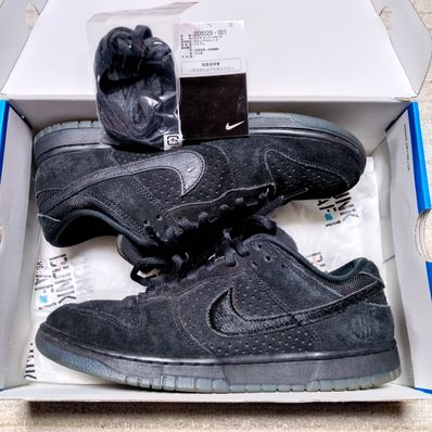 UNDEFEATED × Nike Dunk Low SP "5 ON IT"