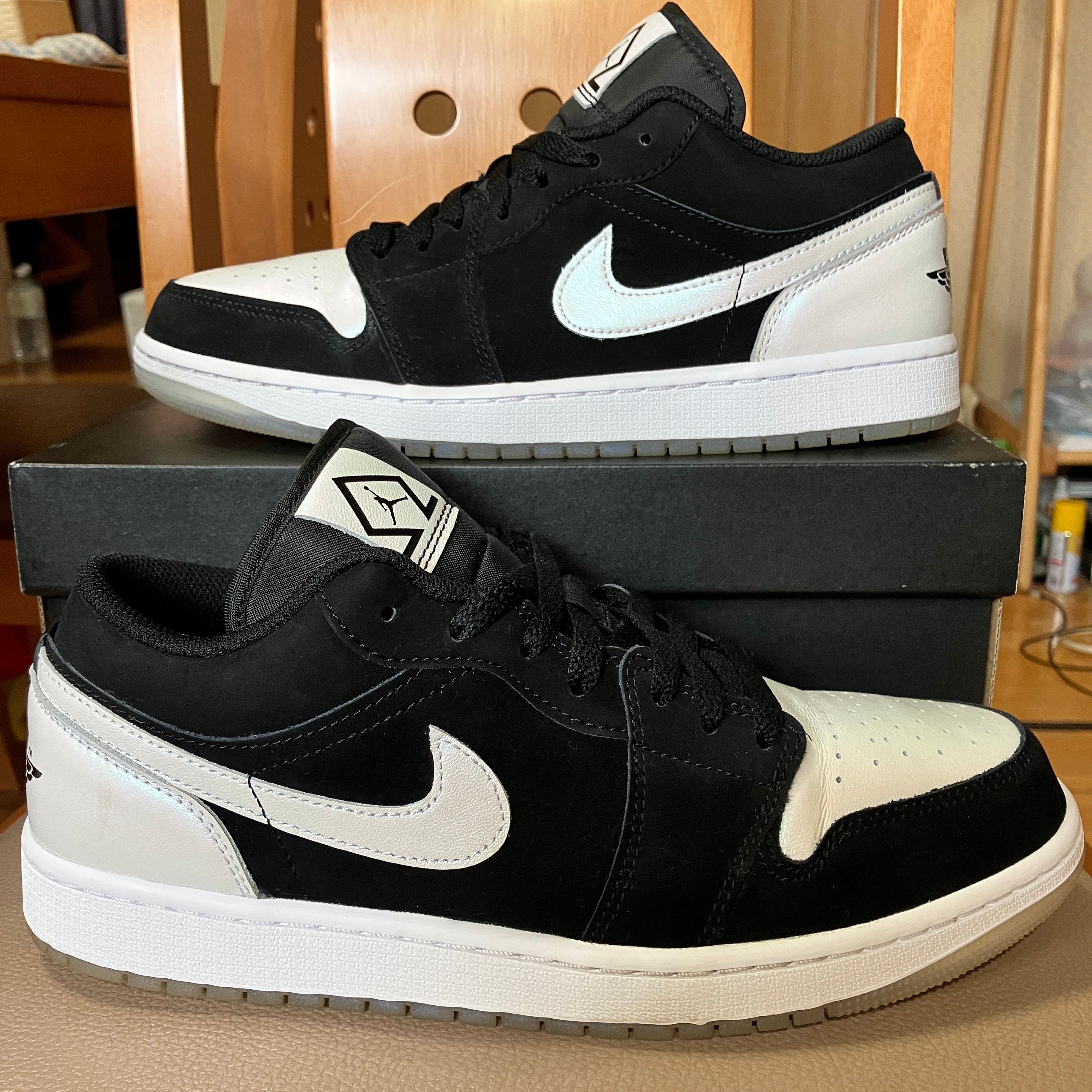 Nike Air Jordan 1 Low "Omega/Black/White"