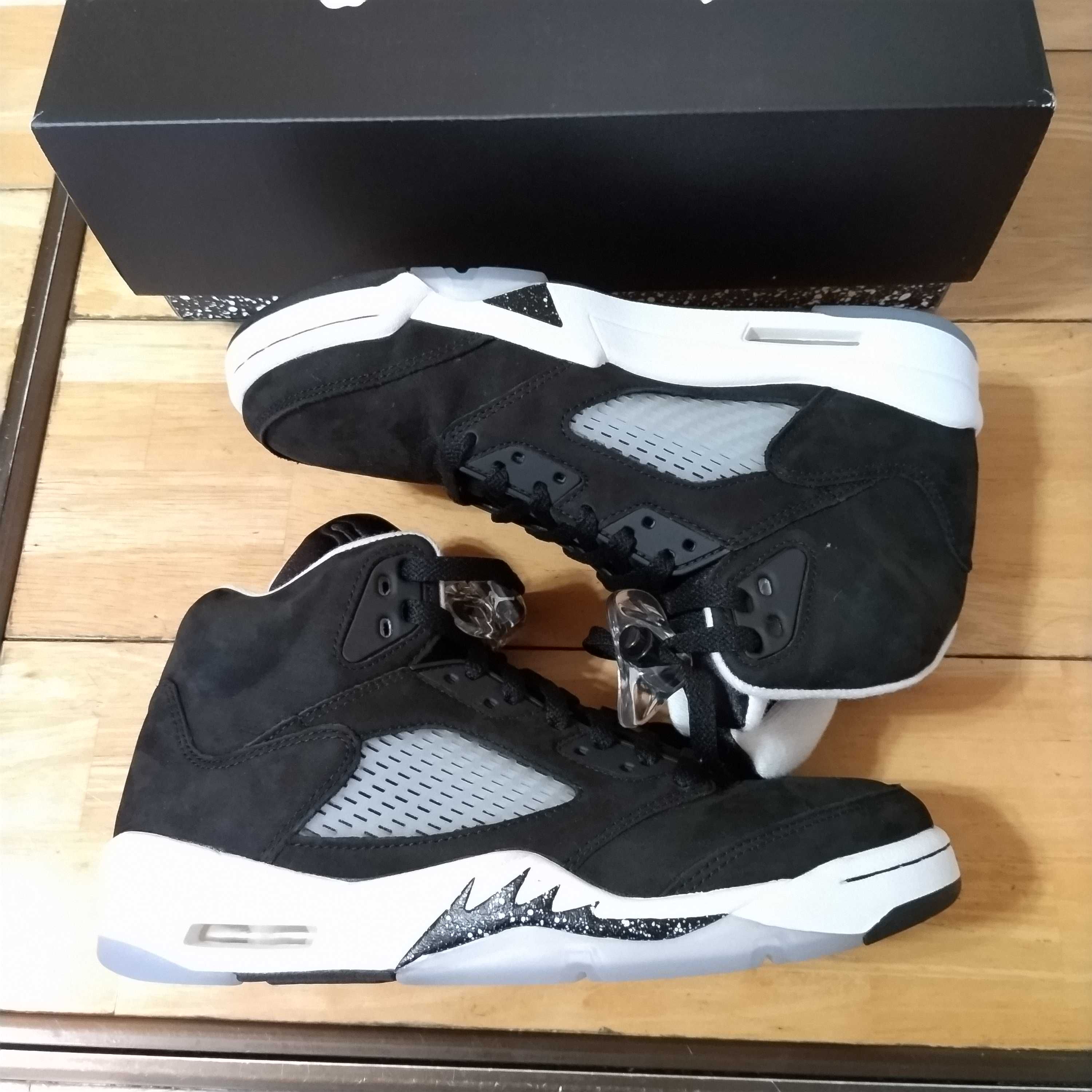 Nike Air Jordan 5 "Moonlight" (2021)