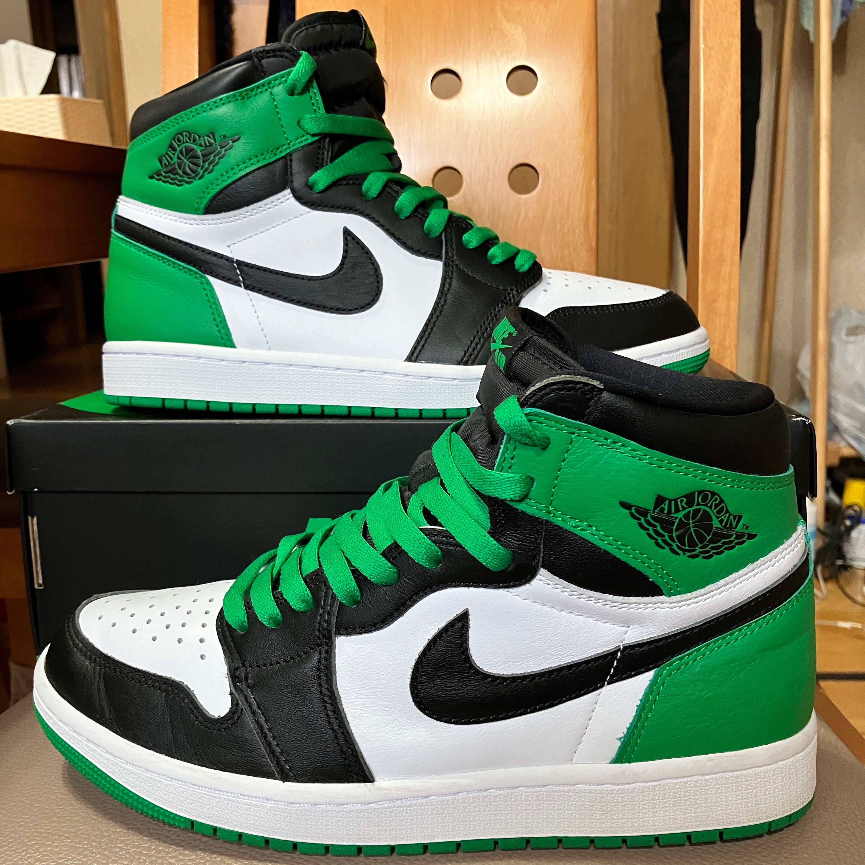 Nike Air Jordan 1 Retro High OG "Celtics/Black and Lucky Green" (2023)
