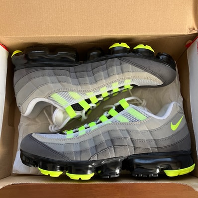 Nike Air Vapormax 95 "Neon"
